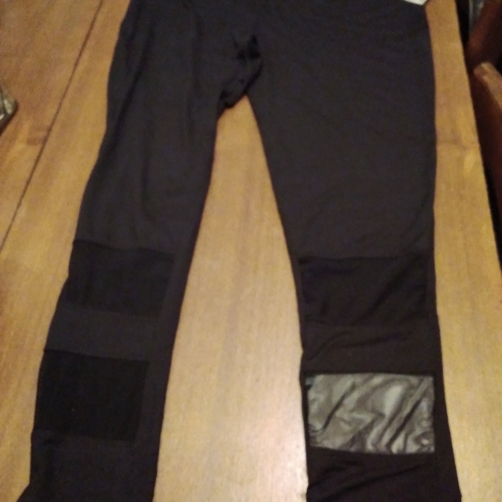 3/$10 bundle  Strech , workout, pants